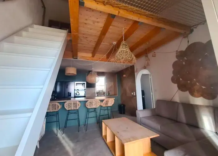 Hébergement de vacances La Cazetta Du Cap By Monarca, Vue Mer, 4 Personnes *